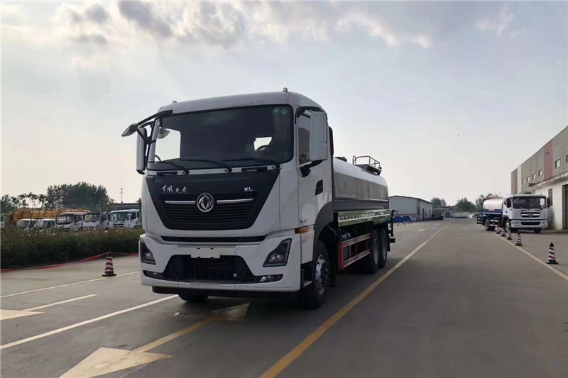 東風(fēng)天龍后八輪20噸噴霧車，國六綠化噴灑車